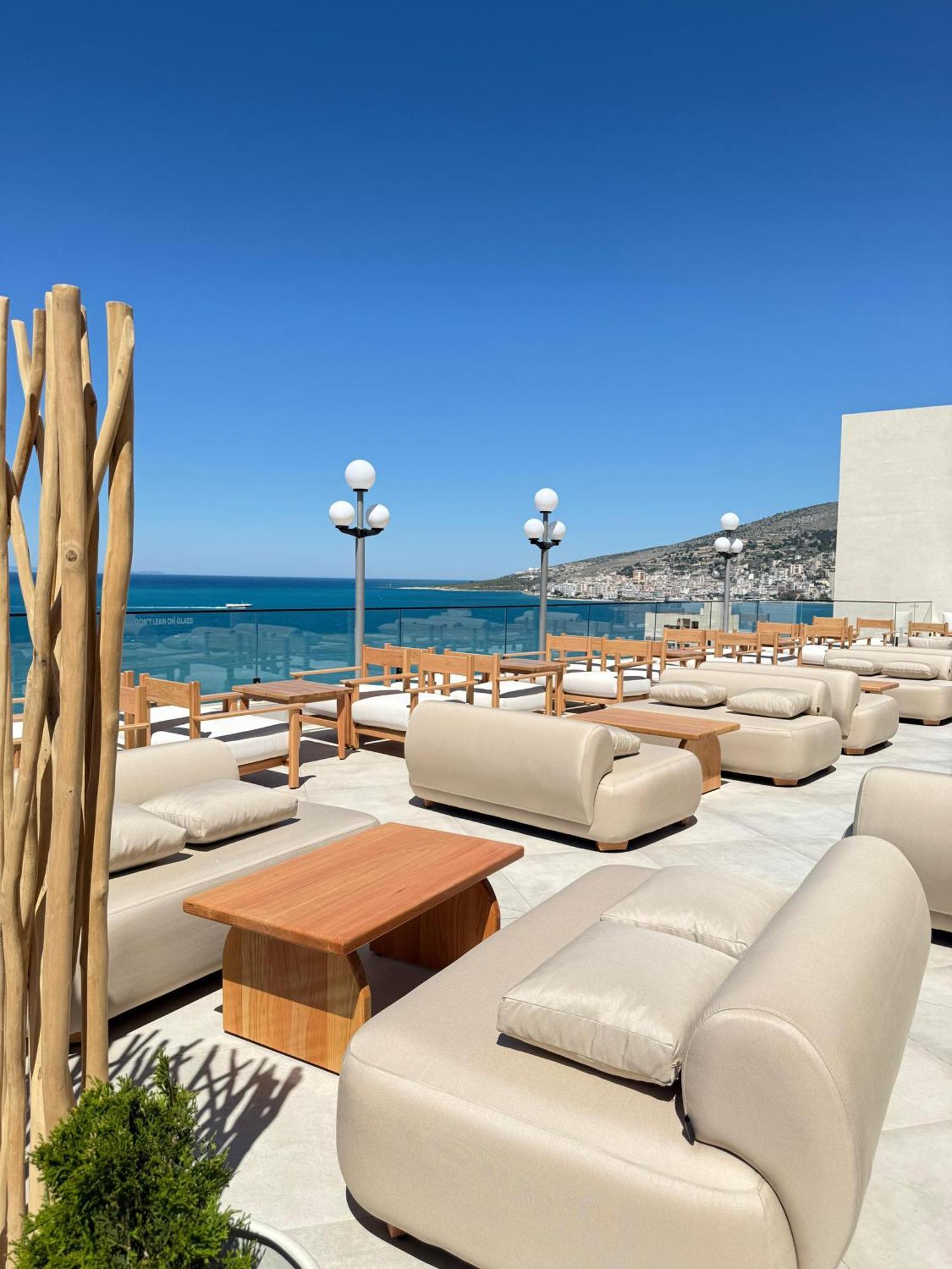 The Queen'S Lion Premium Hotel Sarandë Exterior foto